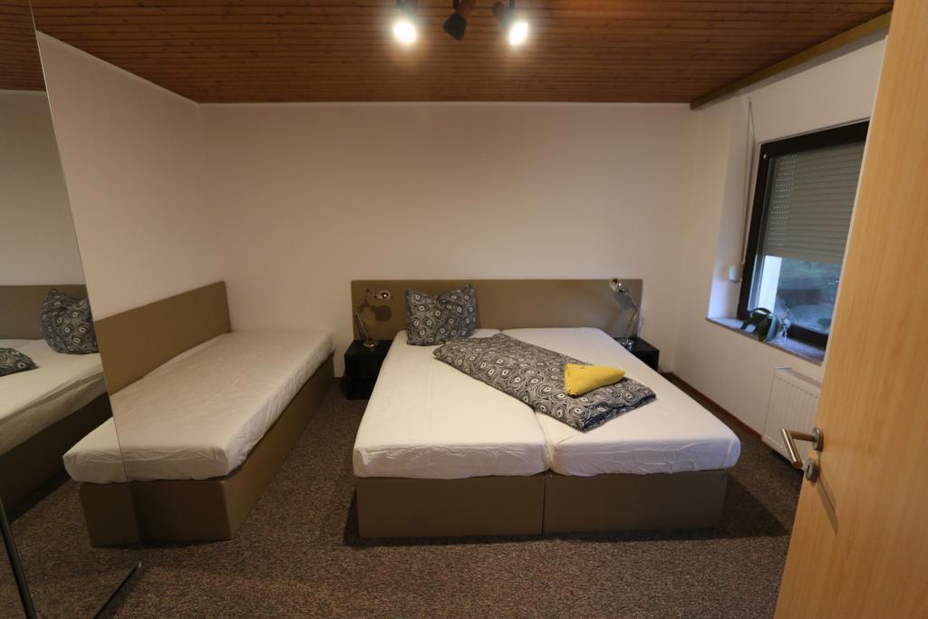 Nadines Ferienwohnung Крефельд Экстерьер фото